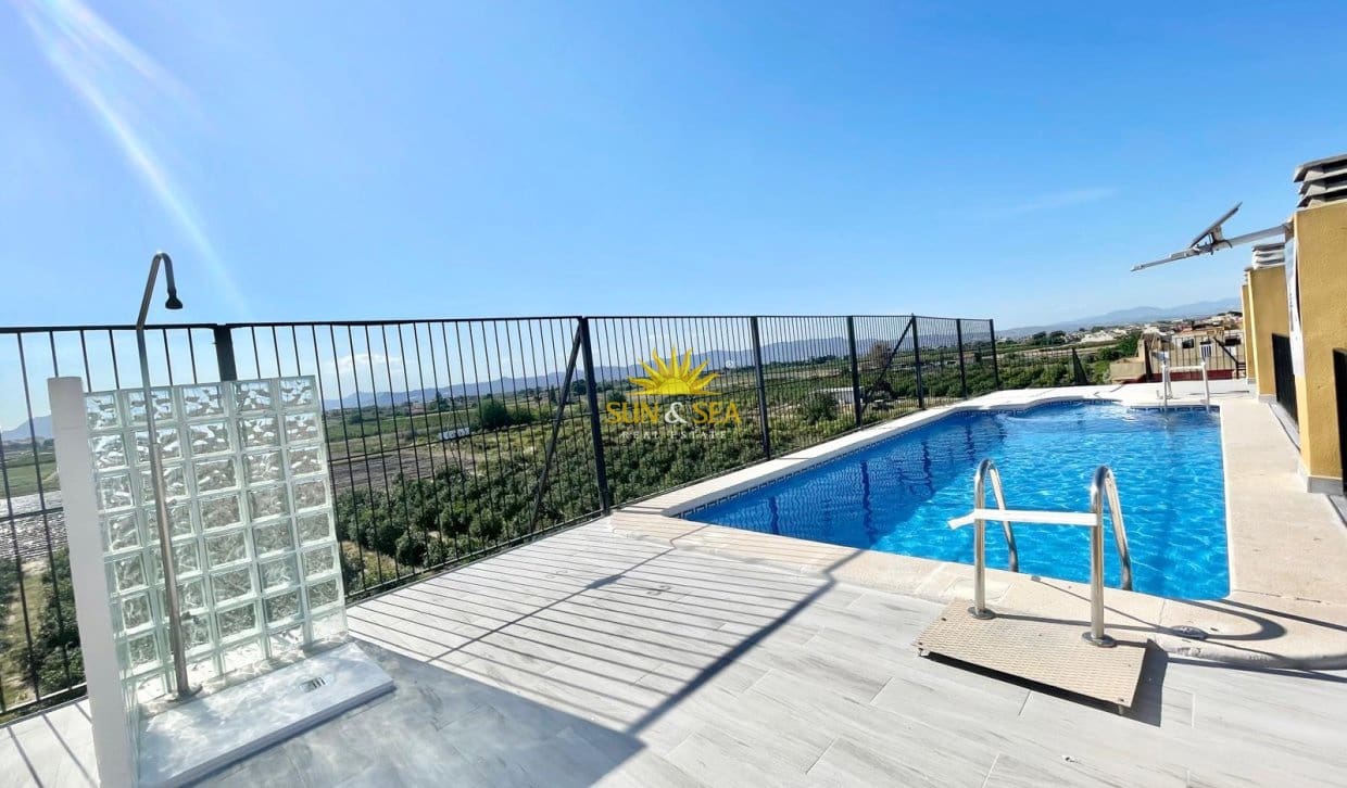 2 bedroom Apartment for rent in Daya Nueva with pool - € 900 (Ref: 9787954)