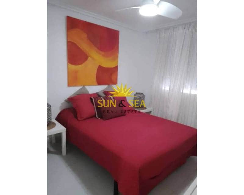 3 soverom Leilighet til leie i Torrevieja - € 1 400 (Ref: 9789430)