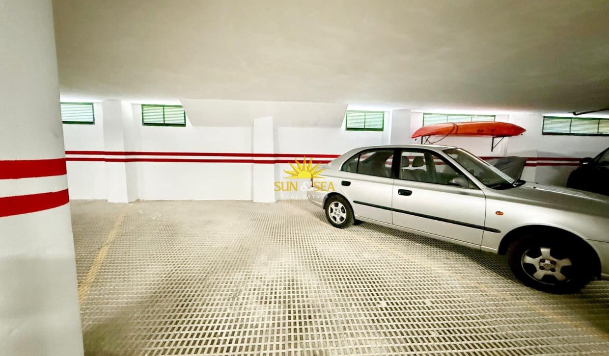 3 camera da letto Appartamento da affittare in Torrevieja con garage - 1.350 € (Rif: 9789430)
