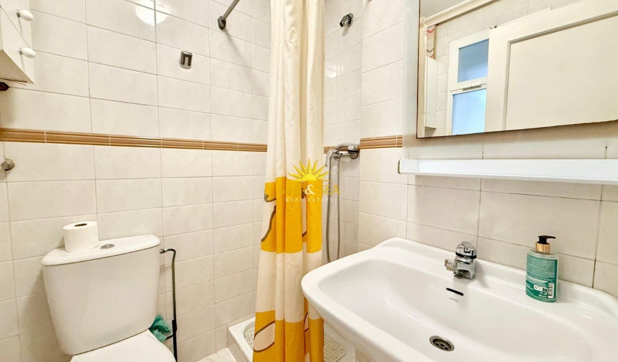 3 camera da letto Appartamento da affittare in Torrevieja con garage - 1.350 € (Rif: 9789430)