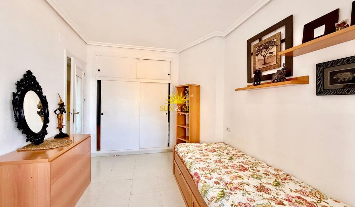 3 camera da letto Appartamento da affittare in Torrevieja con garage - 1.350 € (Rif: 9789430)