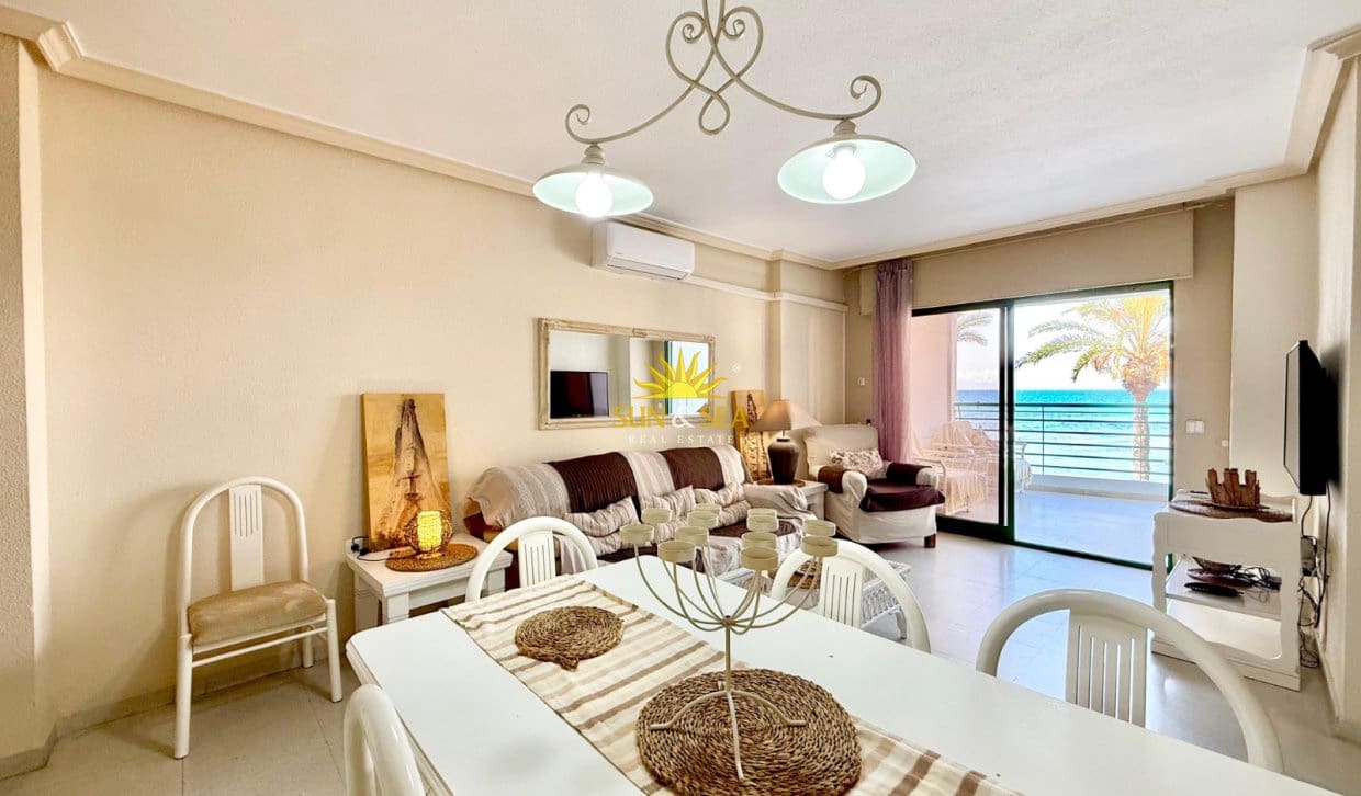 3 camera da letto Appartamento da affittare in Torrevieja con garage - 1.350 € (Rif: 9789430)