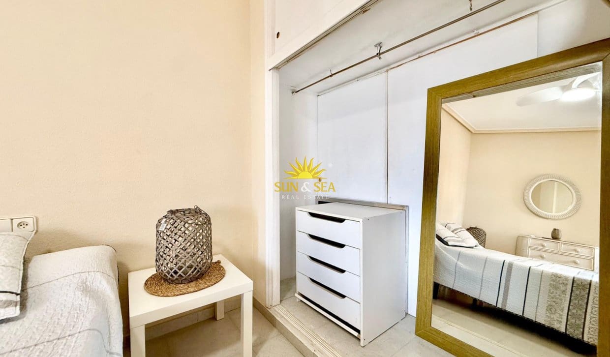 3 camera da letto Appartamento da affittare in Torrevieja con garage - 1.350 € (Rif: 9789430)