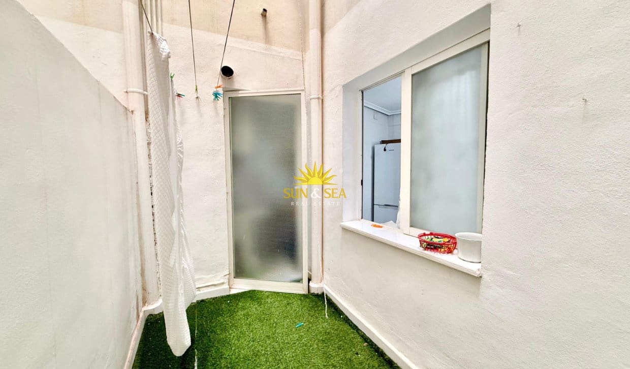 3 camera da letto Appartamento da affittare in Torrevieja con garage - 1.350 € (Rif: 9789430)