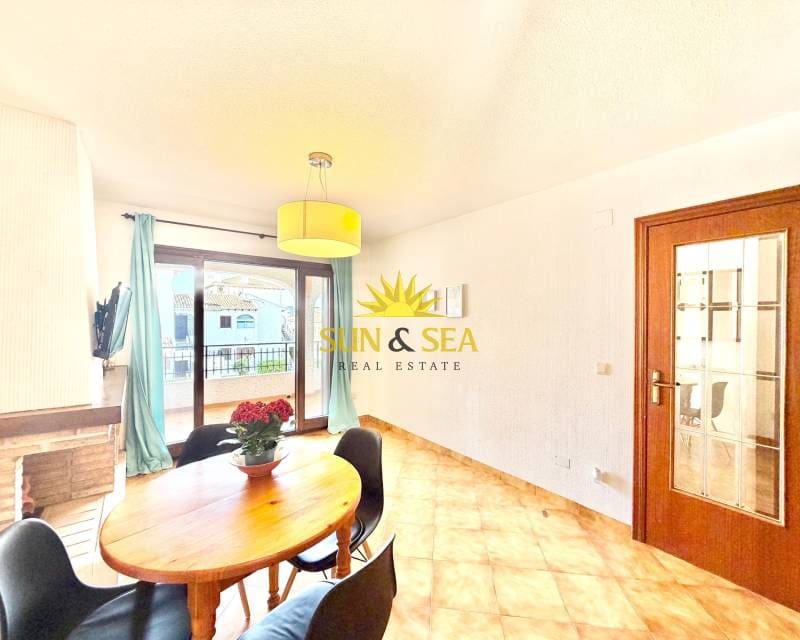 2 soveværelse Lejlighed til salg i Orihuela Costa med swimmingpool - € 205.000 (Ref: 9793477)