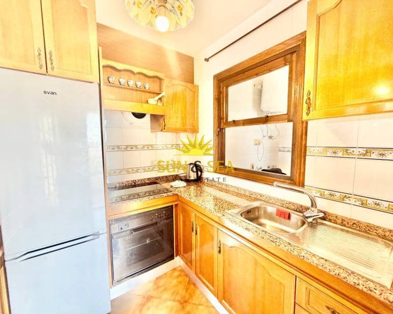 2 soveværelse Lejlighed til salg i Orihuela Costa med swimmingpool - € 205.000 (Ref: 9793477)