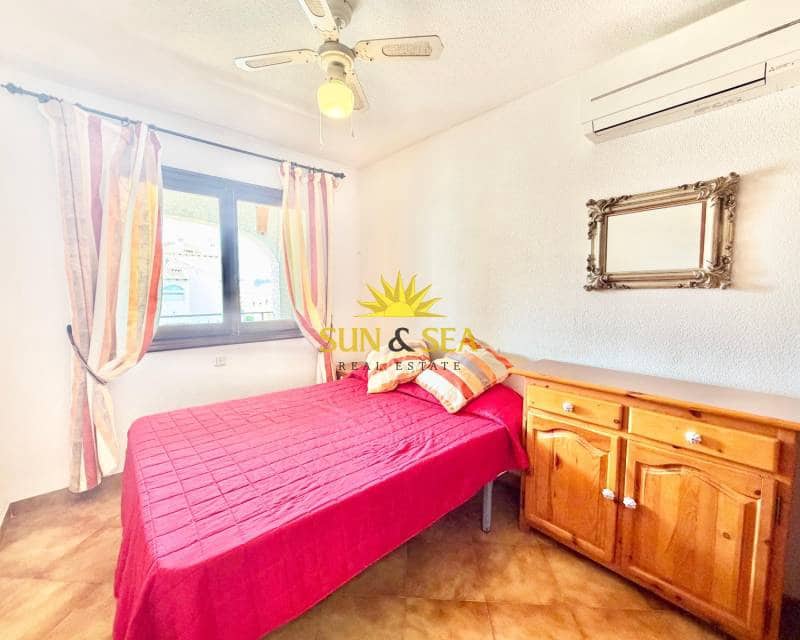 2 soveværelse Lejlighed til salg i Orihuela Costa med swimmingpool - € 205.000 (Ref: 9793477)