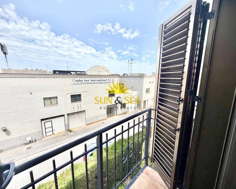 2 soveværelse Lejlighed til salg i Orihuela Costa med swimmingpool - € 205.000 (Ref: 9793477)