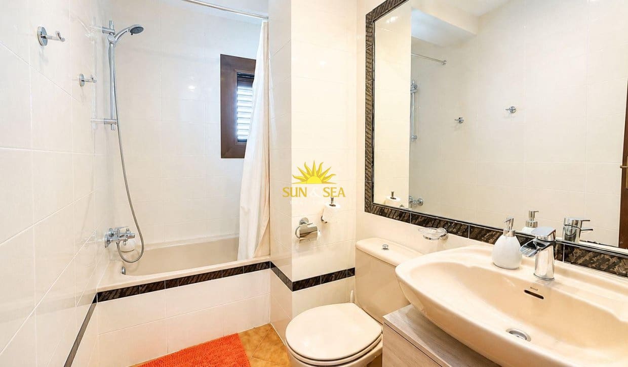 2 quarto Apartamento para venda em Orihuela Costa com piscina - 205 000 € (Ref: 9793477)