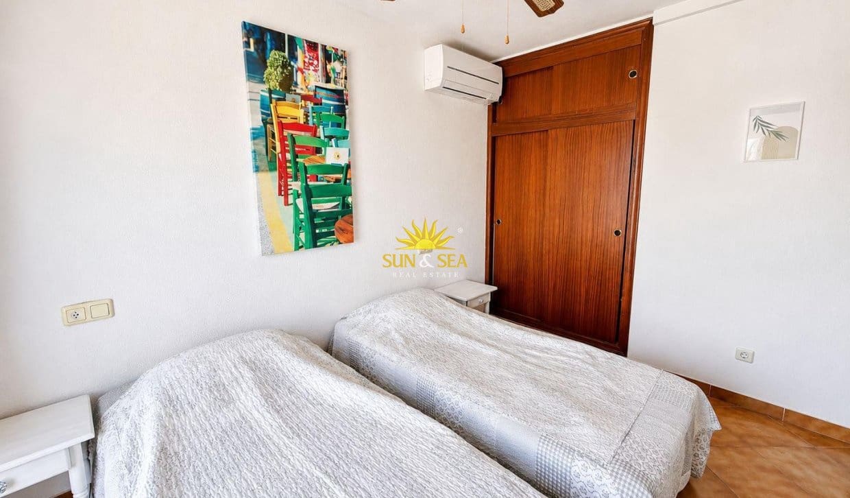 2 quarto Apartamento para venda em Orihuela Costa com piscina - 205 000 € (Ref: 9793477)