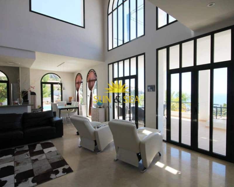 Villa/Maison de 4 chambres à louer à Altea avec piscine - 5 650 € (Ref: 9793479)