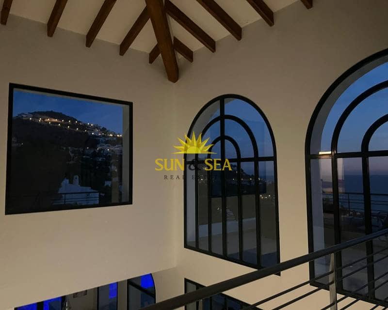 Villa/Maison de 4 chambres à louer à Altea avec piscine - 5 650 € (Ref: 9793479)