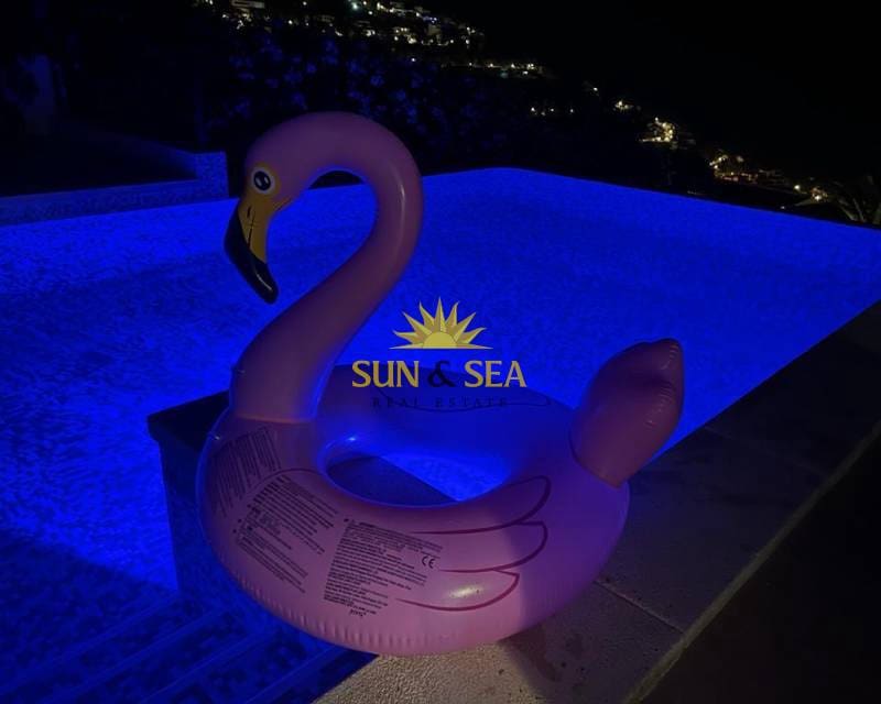 Villa/Maison de 4 chambres à louer à Altea avec piscine - 5 650 € (Ref: 9793479)