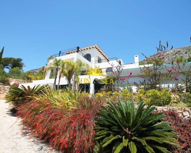 Villa/Maison de 4 chambres à louer à Altea avec piscine - 5 650 € (Ref: 9793479)