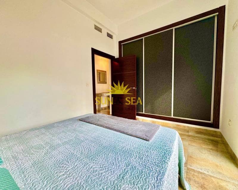 4 quarto Moradia para venda em Torre de la Horadada com piscina garagem - 590 000 € (Ref: 9795080)