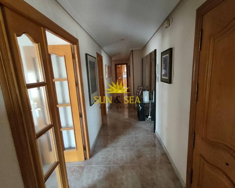 3 soveværelse Lejlighed til leje i Ciudad Quesada med garage - € 900 (Ref: 9795326)