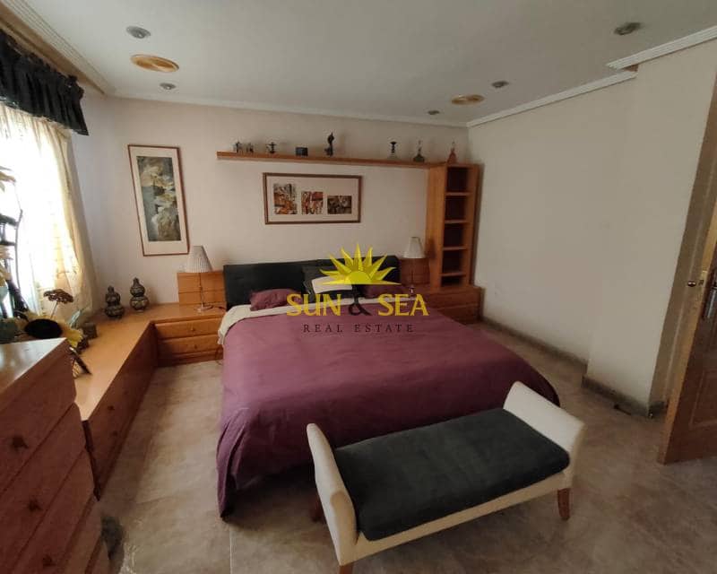 3 soveværelse Lejlighed til leje i Ciudad Quesada med garage - € 900 (Ref: 9795326)