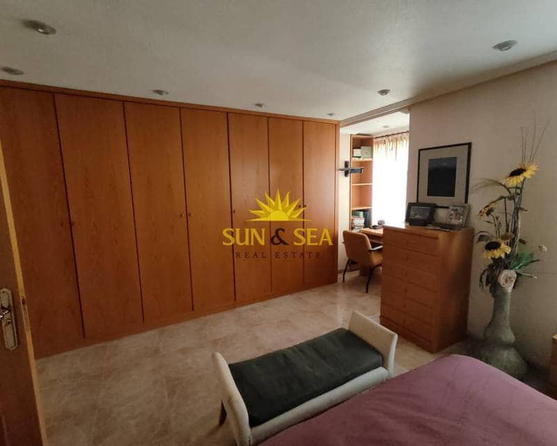 3 soveværelse Lejlighed til leje i Ciudad Quesada med garage - € 900 (Ref: 9795326)