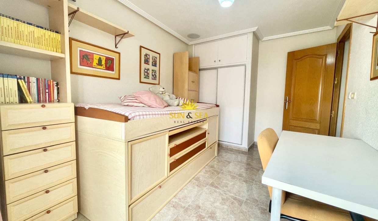 Apartamento de 3 habitaciones en Ciudad Quesada en alquiler vacacional - 750 € (Ref: 9795326)