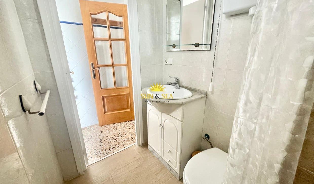 Apartamento de 3 habitaciones en Ciudad Quesada en alquiler vacacional - 750 € (Ref: 9795326)