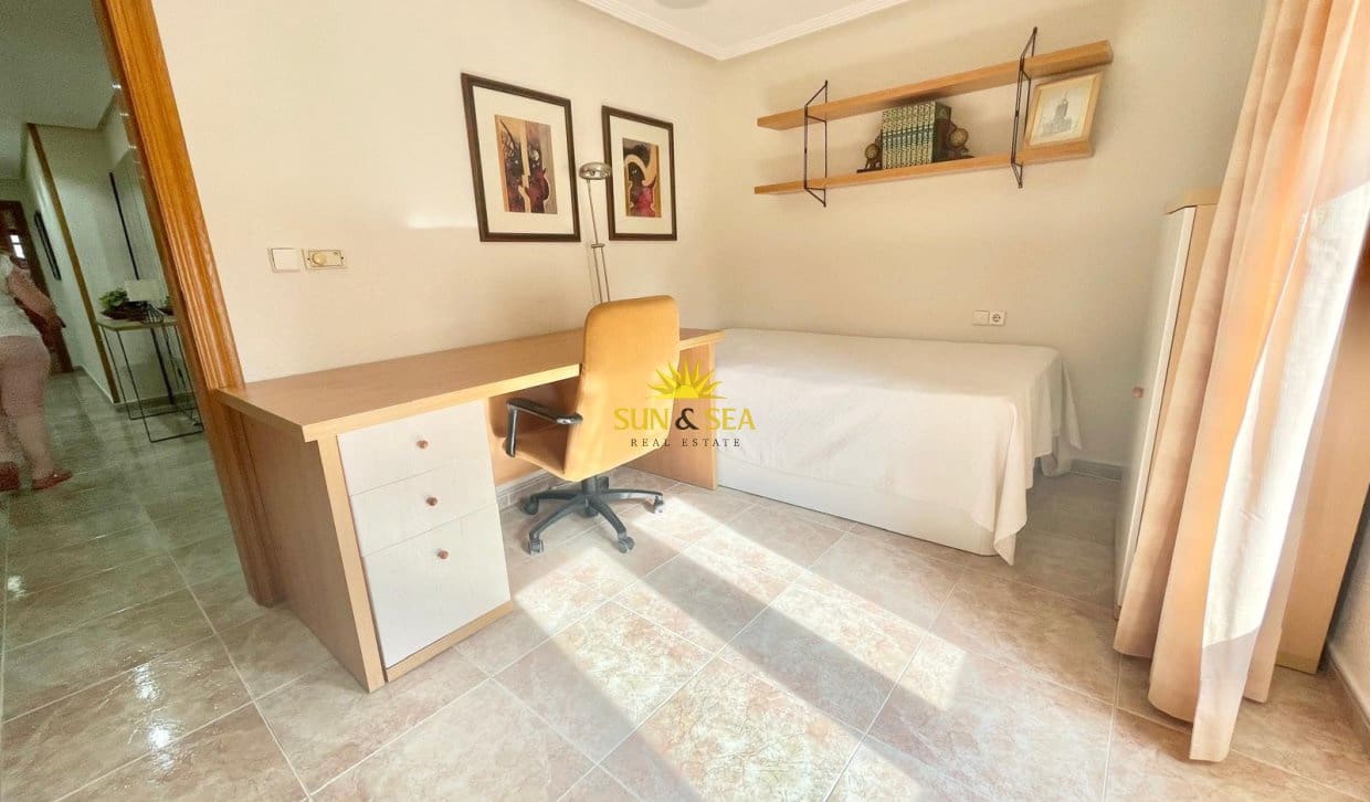 Apartamento de 3 habitaciones en Ciudad Quesada en alquiler vacacional - 750 € (Ref: 9795326)