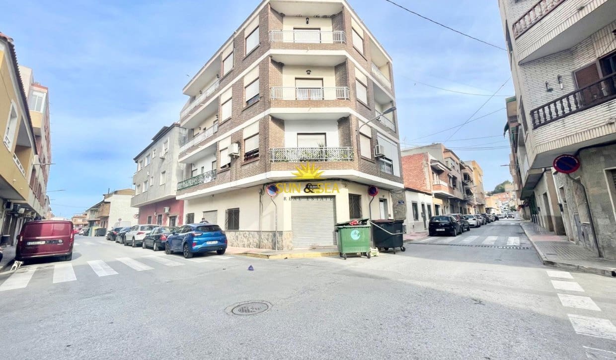 Apartamento de 3 habitaciones en Ciudad Quesada en alquiler vacacional - 750 € (Ref: 9795326)
