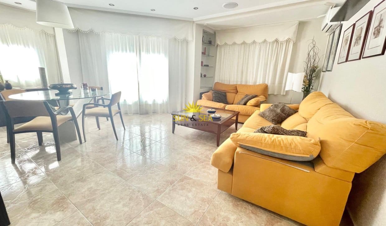 Apartamento de 3 habitaciones en Ciudad Quesada en alquiler vacacional - 750 € (Ref: 9795326)
