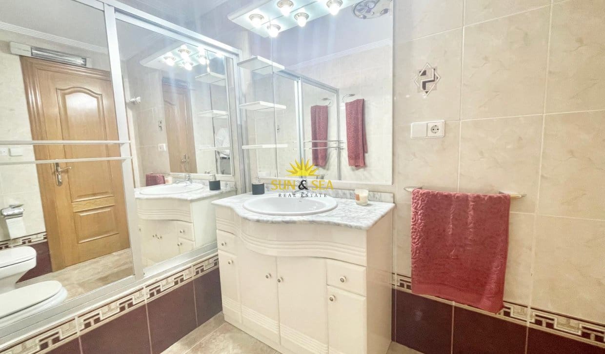 Apartamento de 3 habitaciones en Ciudad Quesada en alquiler vacacional - 750 € (Ref: 9795326)