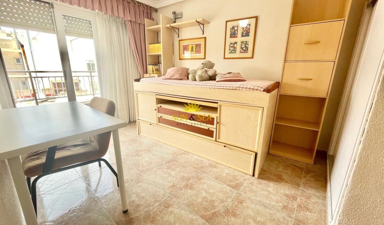 Apartamento de 3 habitaciones en Ciudad Quesada en alquiler vacacional - 750 € (Ref: 9795326)