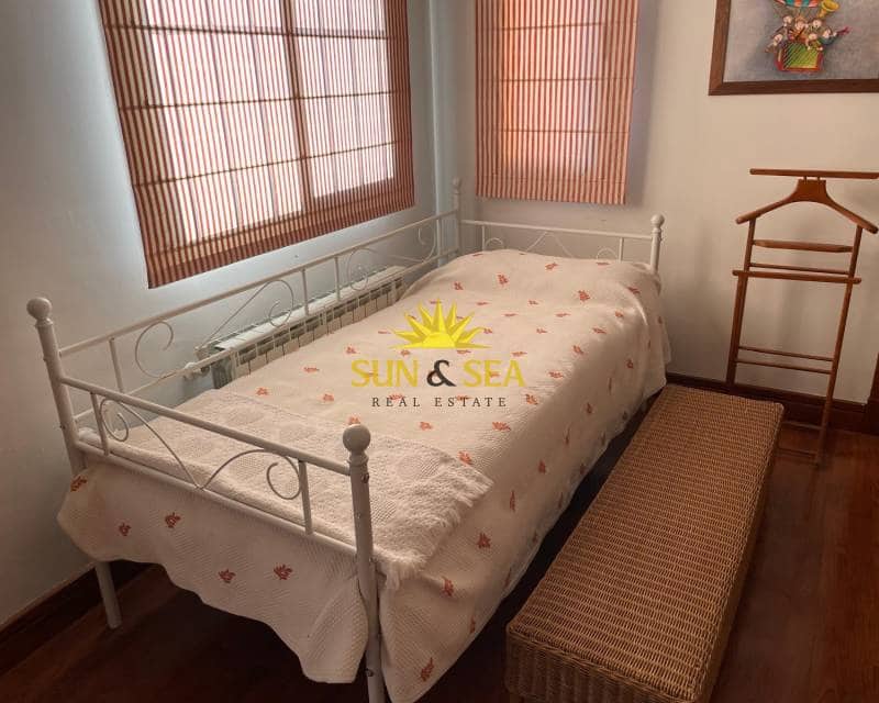 6 Zimmer Villa zu vermieten in Benidorm mit Pool Garage - 5.500 € (Ref: 9795327)