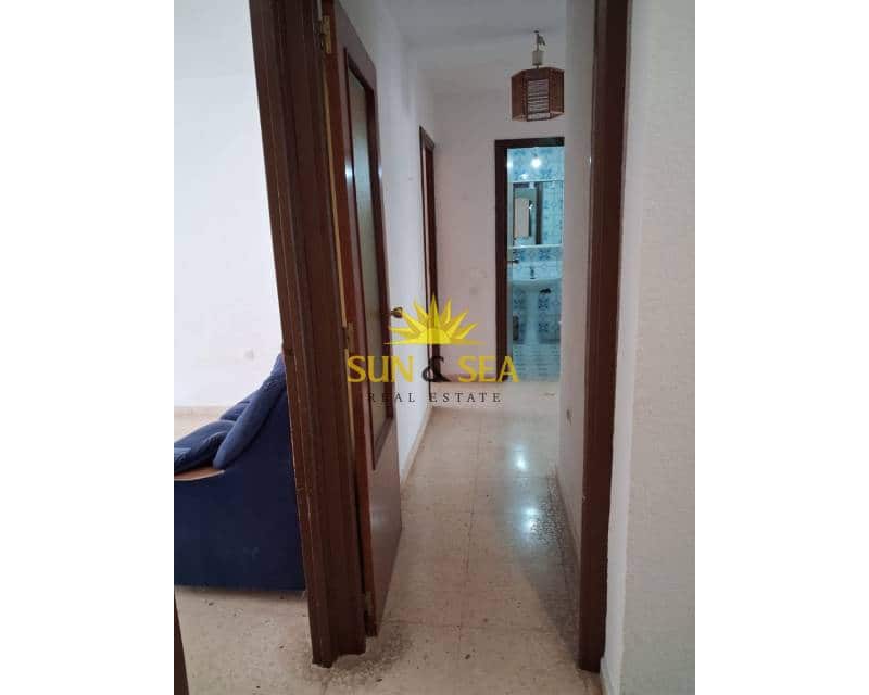 3 soveværelse Lejlighed til salg i Los Alcazares med garage - € 132.000 (Ref: 9798172)