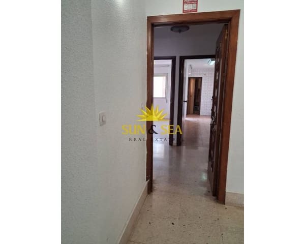 3 soveværelse Lejlighed til salg i Centro, Los Alcázares med garage - € 132.000 (Ref: 9798172)