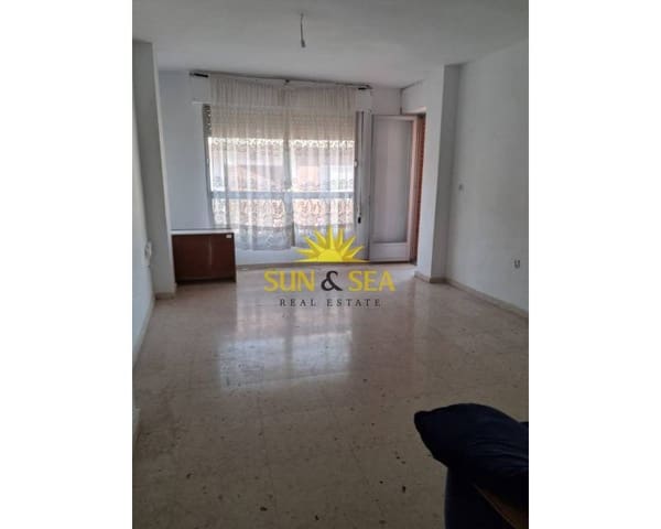 3 soveværelse Lejlighed til salg i Centro, Los Alcázares med garage - € 132.000 (Ref: 9798172)