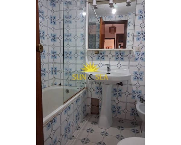 3 soveværelse Lejlighed til salg i Centro, Los Alcázares med garage - € 132.000 (Ref: 9798172)