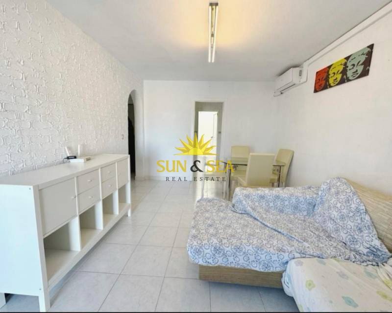 2 bedroom Townhouse for sale in Torrevieja - € 167,000 (Ref: 9798312)