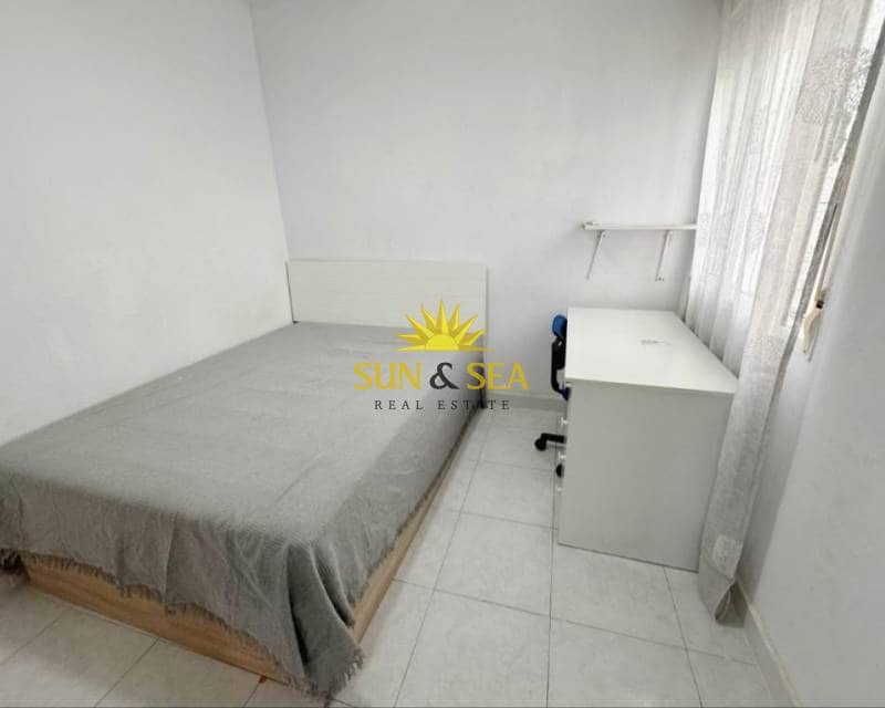 2 bedroom Townhouse for sale in Torrevieja - € 167,000 (Ref: 9798312)