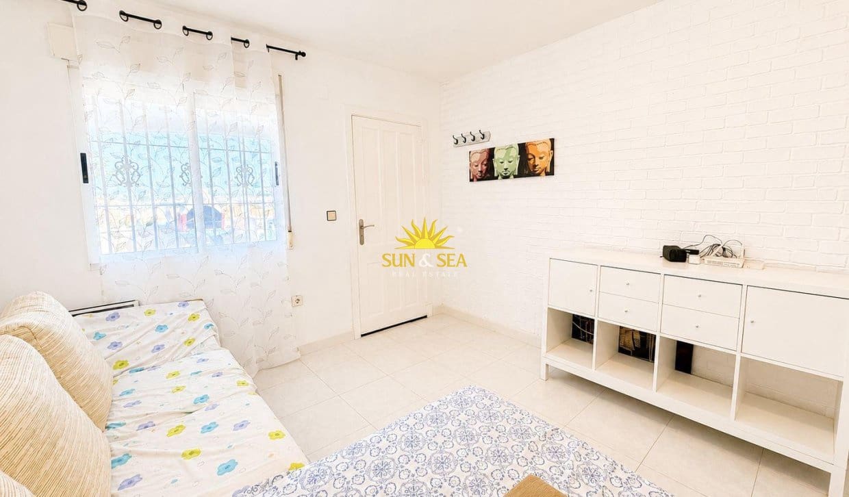 2 camera da letto Casa in vendita in Torrevieja - 135.000 € (Rif: 9798312)