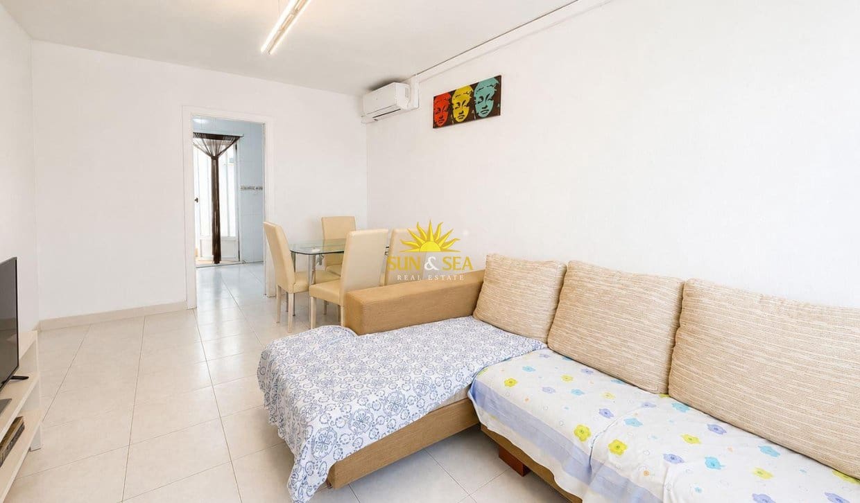 2 camera da letto Casa in vendita in Torrevieja - 135.000 € (Rif: 9798312)