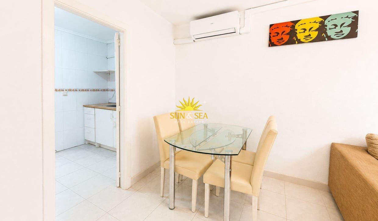 2 camera da letto Casa in vendita in Torrevieja - 135.000 € (Rif: 9798312)