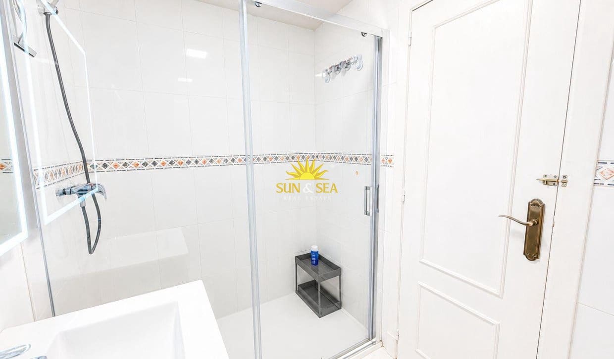 2 camera da letto Casa in vendita in Torrevieja - 135.000 € (Rif: 9798312)