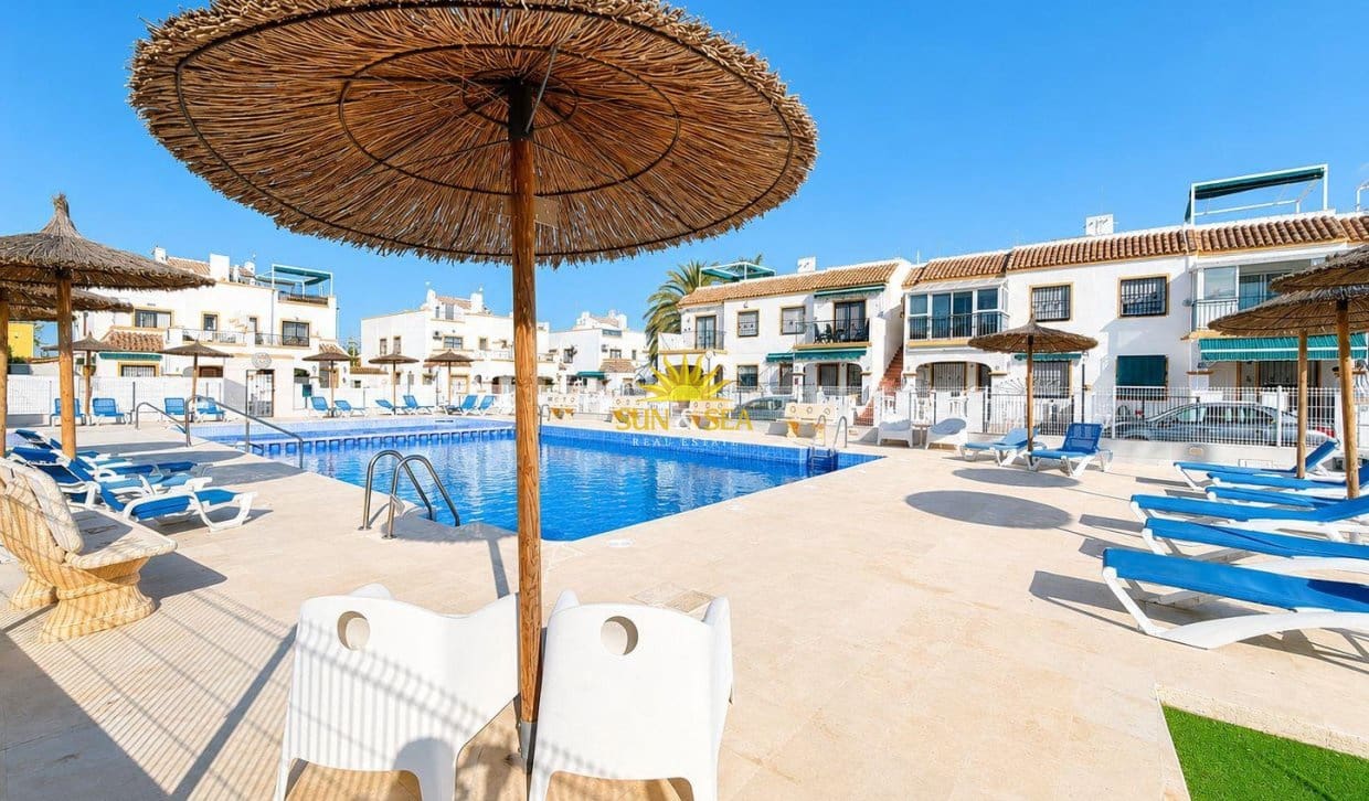 2 camera da letto Casa in vendita in Torrevieja - 135.000 € (Rif: 9798312)
