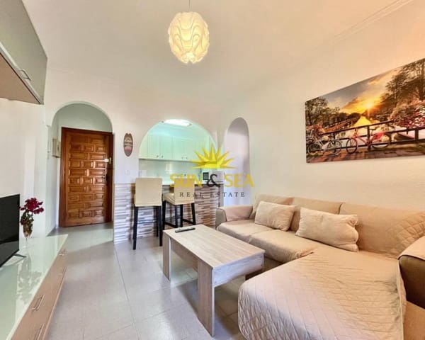 1 soveværelse Lejlighed til leje i Nueva Torrevieja, Torrevieja med swimmingpool - € 650 (Ref: 9798313)