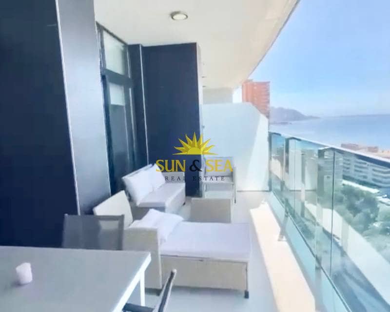 2 slaapkamer Appartement te huur in Benidorm met zwembad - € 2.000 (Ref: 9798485)