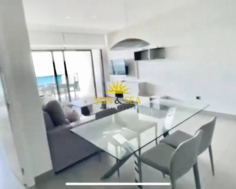 2 slaapkamer Appartement te huur in Benidorm met zwembad - € 2.000 (Ref: 9798485)