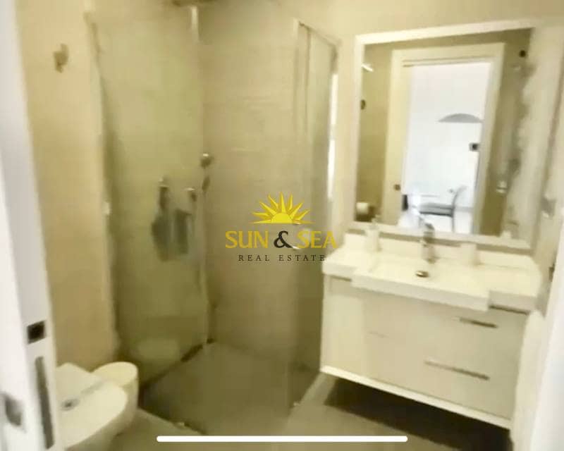 2 slaapkamer Appartement te huur in Benidorm met zwembad - € 2.000 (Ref: 9798485)