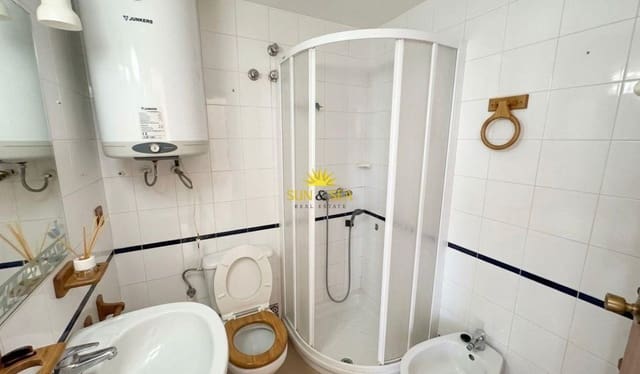 Apartamento de 1 habitación en Torreblanca, Torrevieja en venta con piscina - 129.000 € (Ref: 9809415)