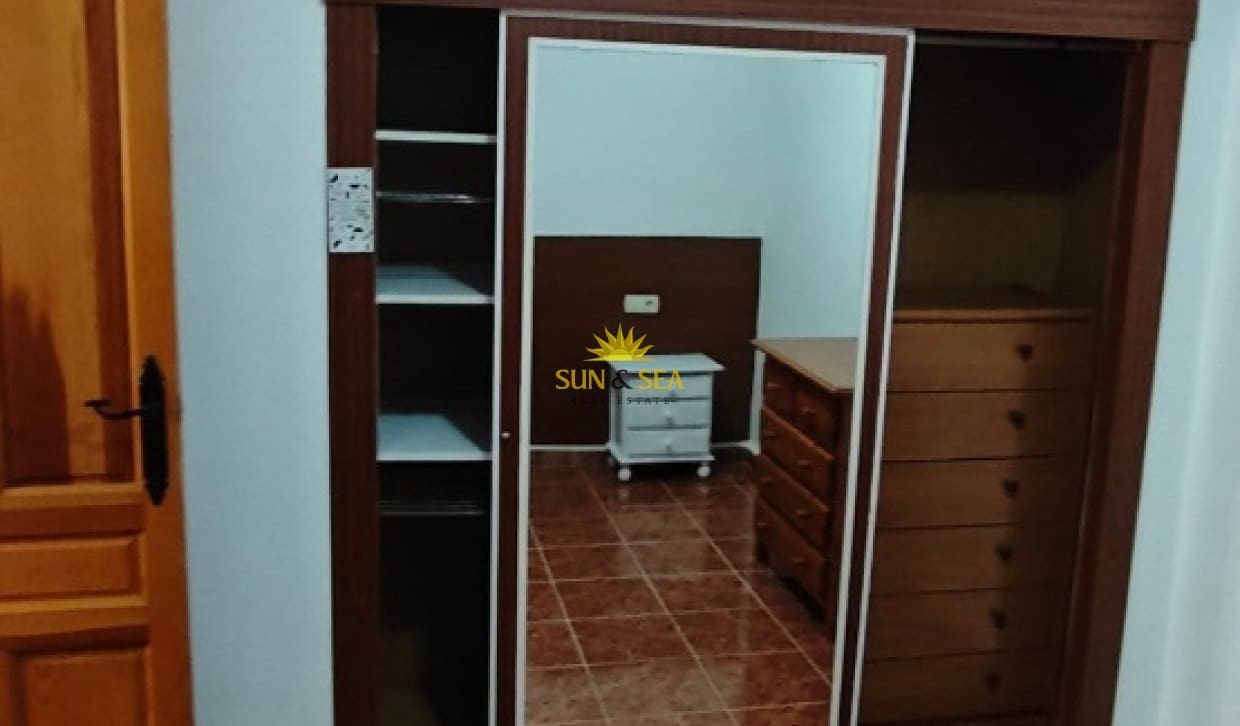 2 sovrum Lägenhet att hyra i Orihuela Costa med pool - 900 € (Ref: 9809824)