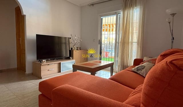 2 soverom Leilighet til salgs i Los Alcázares med svømmebasseng garasje - € 900 (Ref: 9810835)