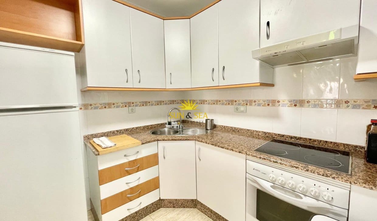 2 bedroom Apartment for holiday rental in Los Alcazares with pool garage - € 900 (Ref: 9810835)