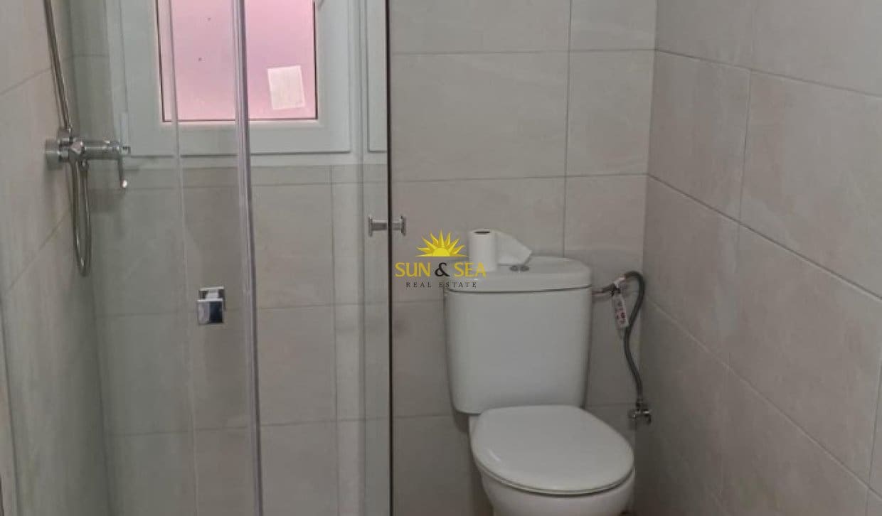 3 camera da letto Appartamento in vendita in Torrevieja - 130.000 € (Rif: 9810837)